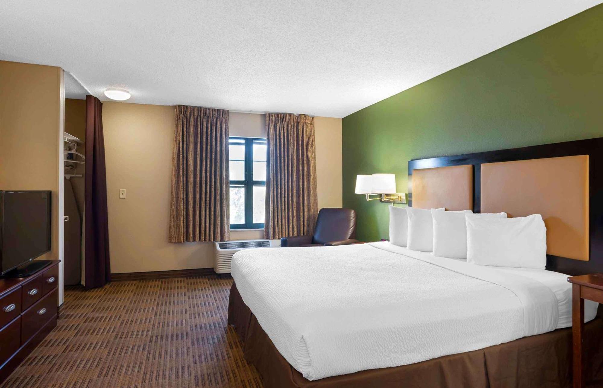 Extended Stay America Select Suites - Chicago - Naperville - West Extérieur photo